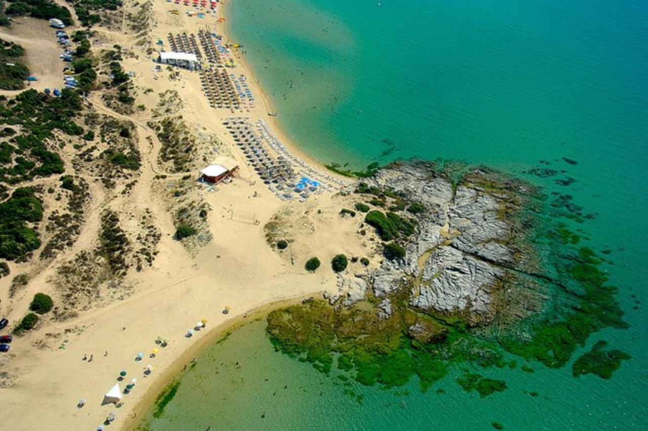 Dimitris Apartment 80M From The Beach Nea Peramos Exterior foto